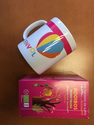 Lot d'un mug et d'une boite de thé Rooibos