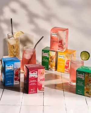 Superbe lot KUSMI TEA