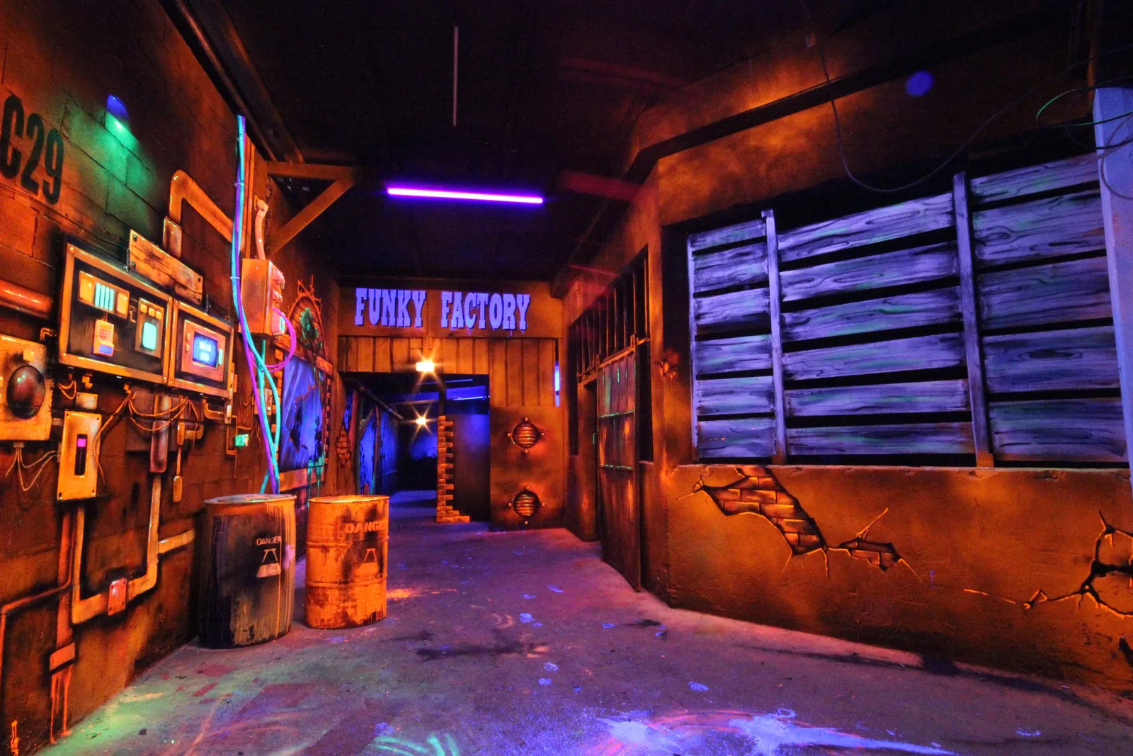2 bons cadeau LASER GAME FUNKY FACTORY