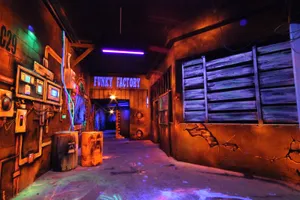 2 bons cadeau LASER GAME FUNKY FACTORY
