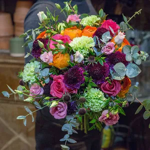 Un bouquet de fleurs tous les mois pendant 3 mois
