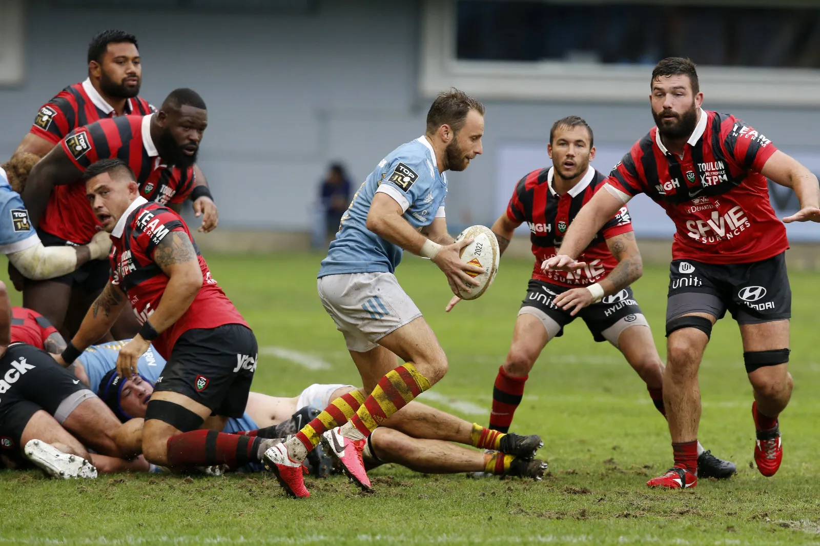 Gagnez l'un des 8 maillots de rugby du Cantal et Puy de dome mis en jeu.